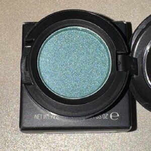 MAC Zonk Bleu! Eyeshadow